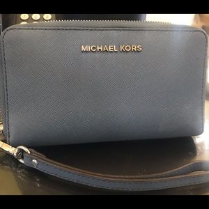 Michael Kors Wristlet/Wallet